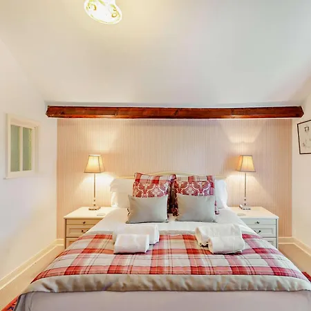 Hébergement de vacances 3 Bed In Ullswater Sz398