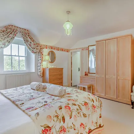 3 Bed In Ullswater Sz398 Holiday home