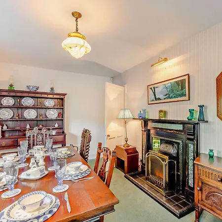 Holiday home 3 Bed In Ullswater Sz398 *