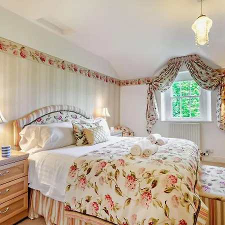 3 Bed In Penrith Oc-sz398 워터밀록