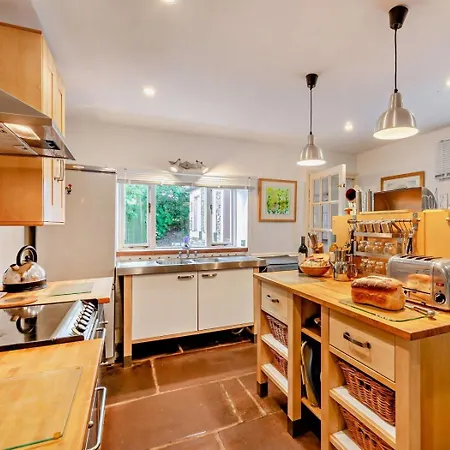 3 Bed In Penrith Oc-sz398 펜션 워터밀록